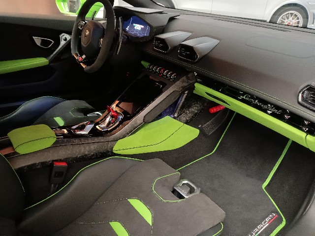 LAMBORGHINI HURACAN 2021 Image 22