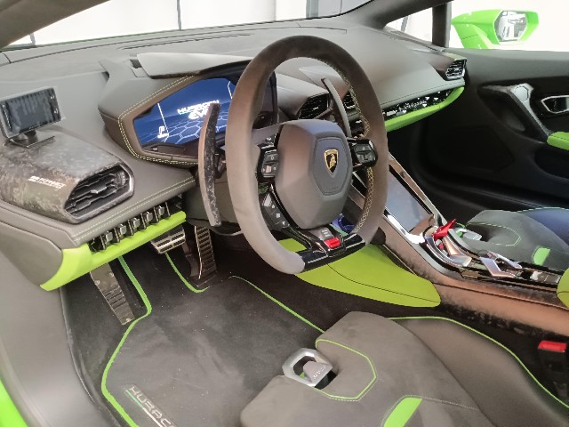 LAMBORGHINI HURACAN 2021 Image 32