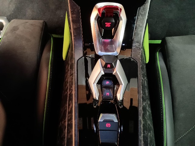 LAMBORGHINI HURACAN 2021 Image 48