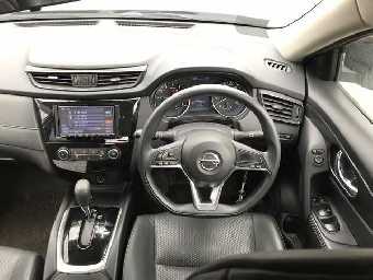 NISSAN X-TRAIL 2018 Image 12