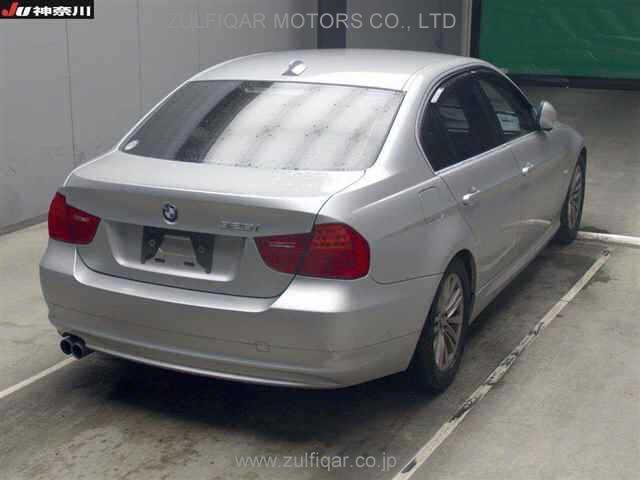 BMW 3 SERIES 2010 Image 4