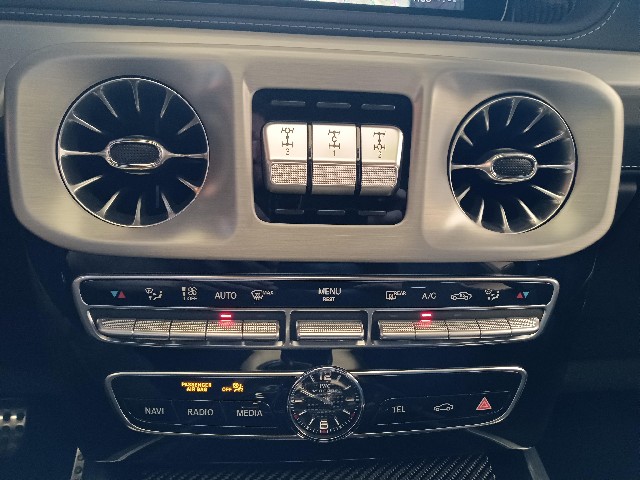 MERCEDES AMG G CLASS 2019 Image 29