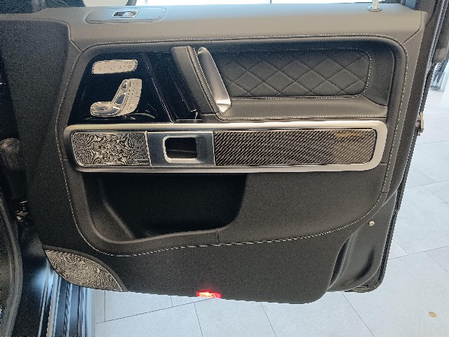 MERCEDES AMG G CLASS 2019 Image 53