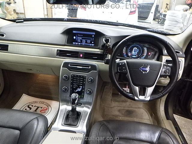 VOLVO XC70 2013 Image 5