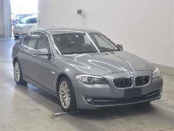 BMW 5 SERIES 2011 Image 1