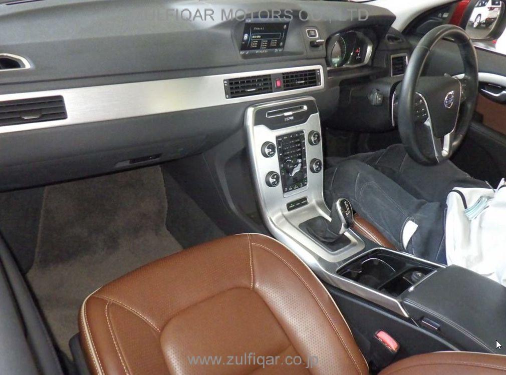 VOLVO XC70 2013 Image 3