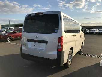 NISSAN NV350 CARAVAN 2019 Image 17