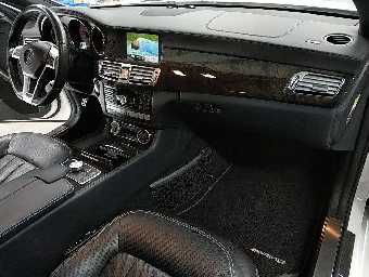MERCEDES BENZ CLS CLASS 2011 Image 3