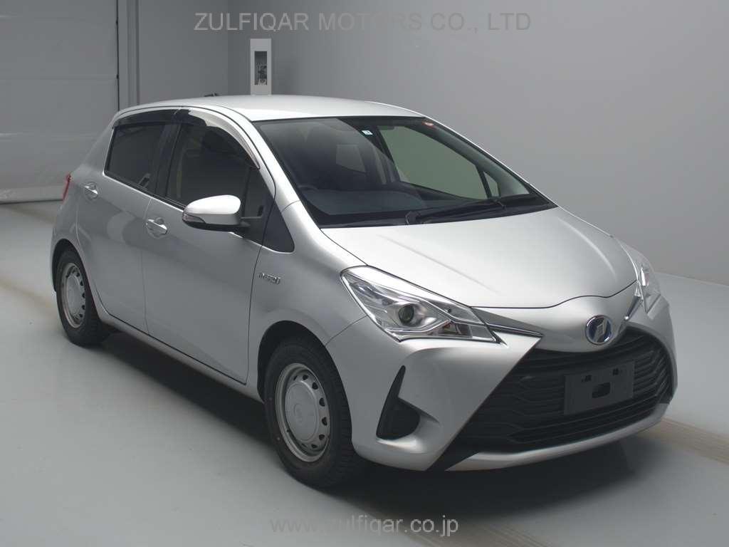 TOYOTA VITZ 2019 Image 3