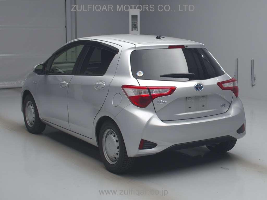 TOYOTA VITZ 2019 Image 4