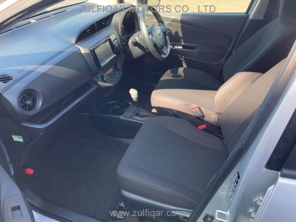 TOYOTA VITZ 2019 Image 7