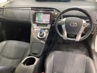 TOYOTA PRIUS PHV 2014 Image 4