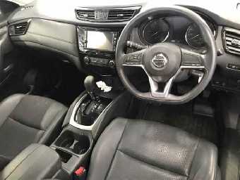 NISSAN X-TRAIL 2018 Image 3