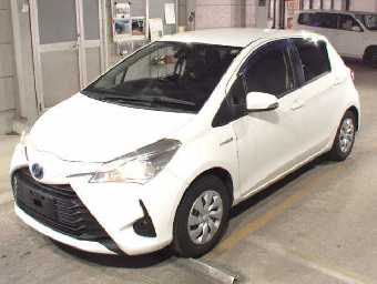 TOYOTA VITZ 2019 Image 4