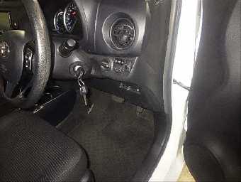 TOYOTA VITZ 2019 Image 7