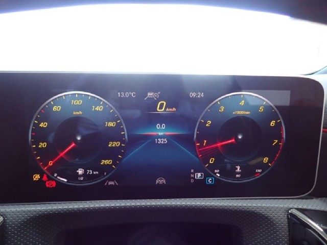 MERCEDES BENZ A CLASS SEDAN 2020 Image 23