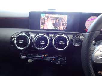 MERCEDES BENZ A CLASS SEDAN 2020 Image 21