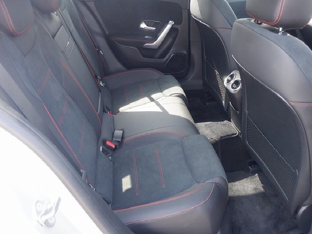 MERCEDES BENZ A CLASS SEDAN 2020 Image 39