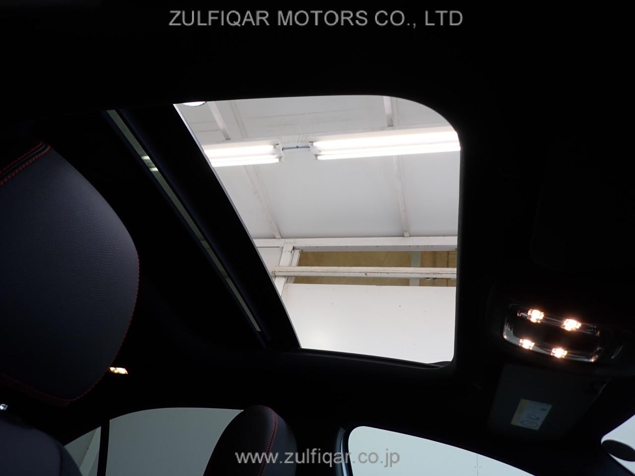 MERCEDES BENZ A CLASS SEDAN 2020 Image 6