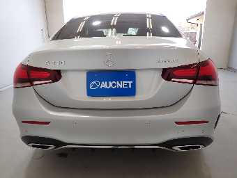 MERCEDES BENZ A CLASS SEDAN 2020 Image 7