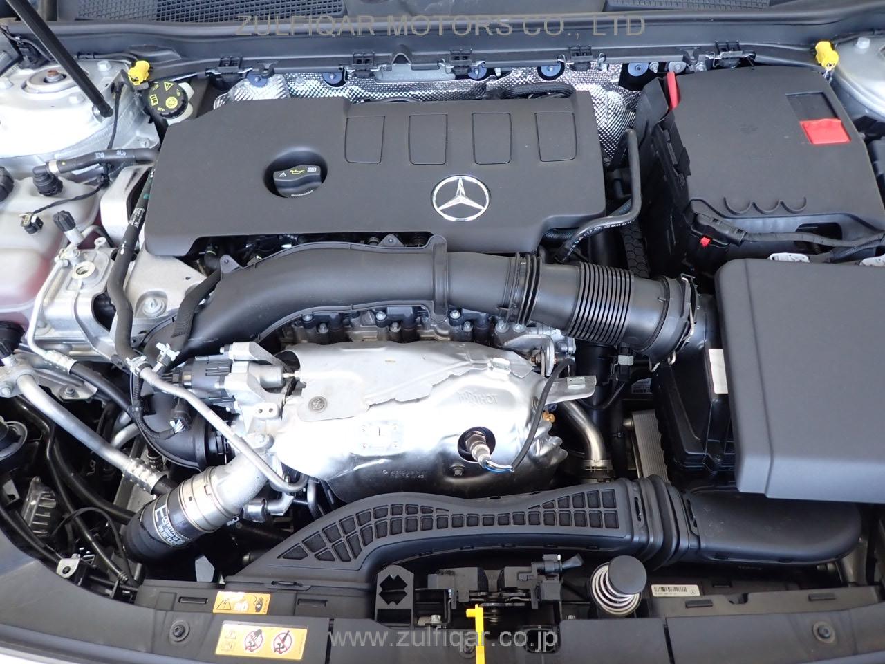 MERCEDES BENZ A CLASS SEDAN 2020 Image 10