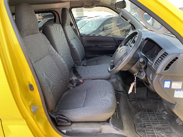 TOYOTA HIACE 2019 Image 26