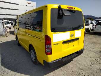 TOYOTA HIACE 2019 Image 4