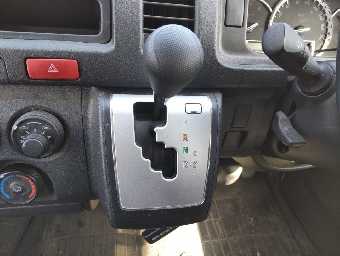 TOYOTA HIACE 2019 Image 10