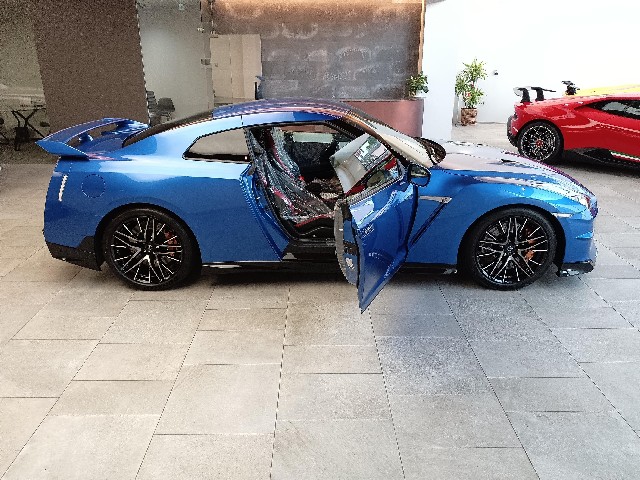 NISSAN GT-R 2023 Image 21