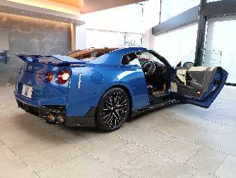 NISSAN GT-R 2023 Image 16