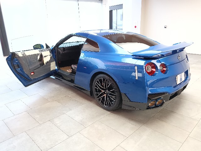 NISSAN GT-R 2023 Image 35
