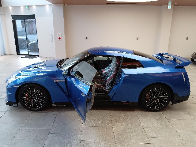 NISSAN GT-R 2023 Image 39