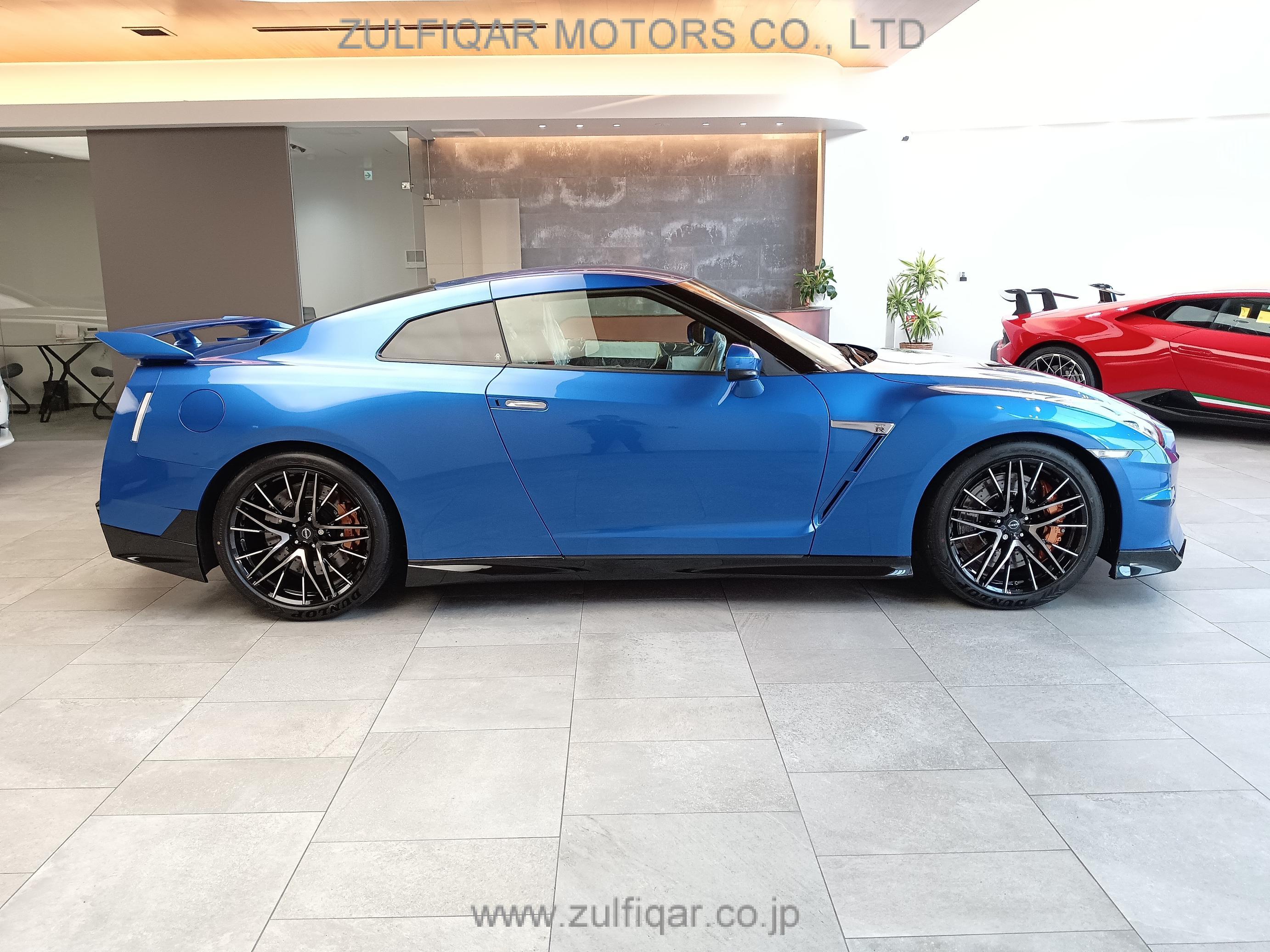 NISSAN GT-R 2023 Image 10