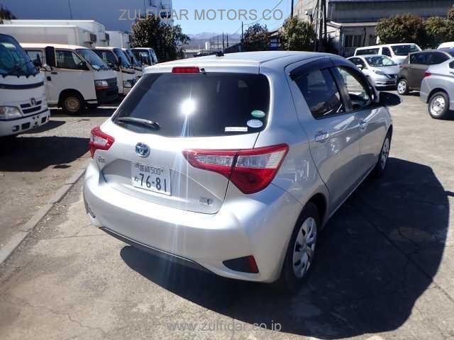 TOYOTA VITZ 2019 Image 2