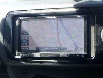 TOYOTA VITZ 2019 Image 4