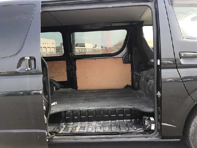 TOYOTA REGIUSACE 2015 Image 22