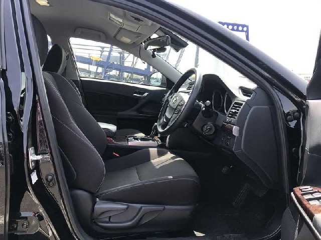 TOYOTA MARK X 2019 Image 21