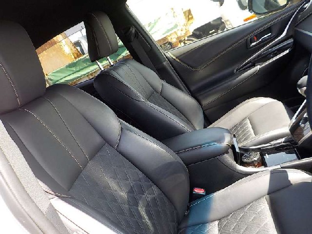 TOYOTA HARRIER 2019 Image 19