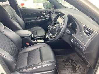 TOYOTA HARRIER 2019 Image 5