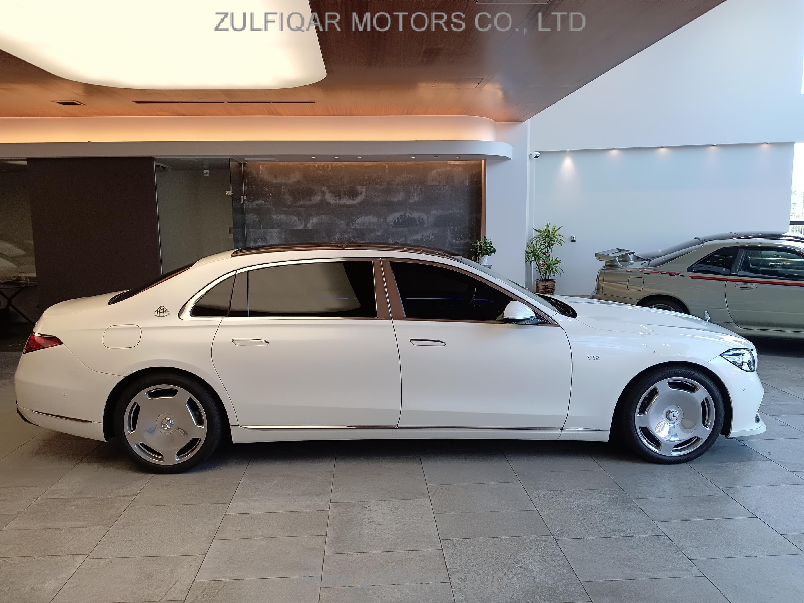 MERCEDES MAYBACH S CLASS 2022 Image 11