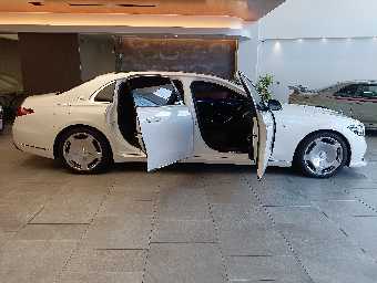 MERCEDES MAYBACH S CLASS 2022 Image 13
