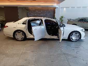 MERCEDES MAYBACH S CLASS 2022 Image 14