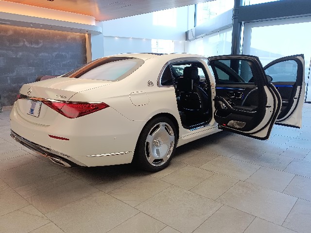 MERCEDES MAYBACH S CLASS 2022 Image 40