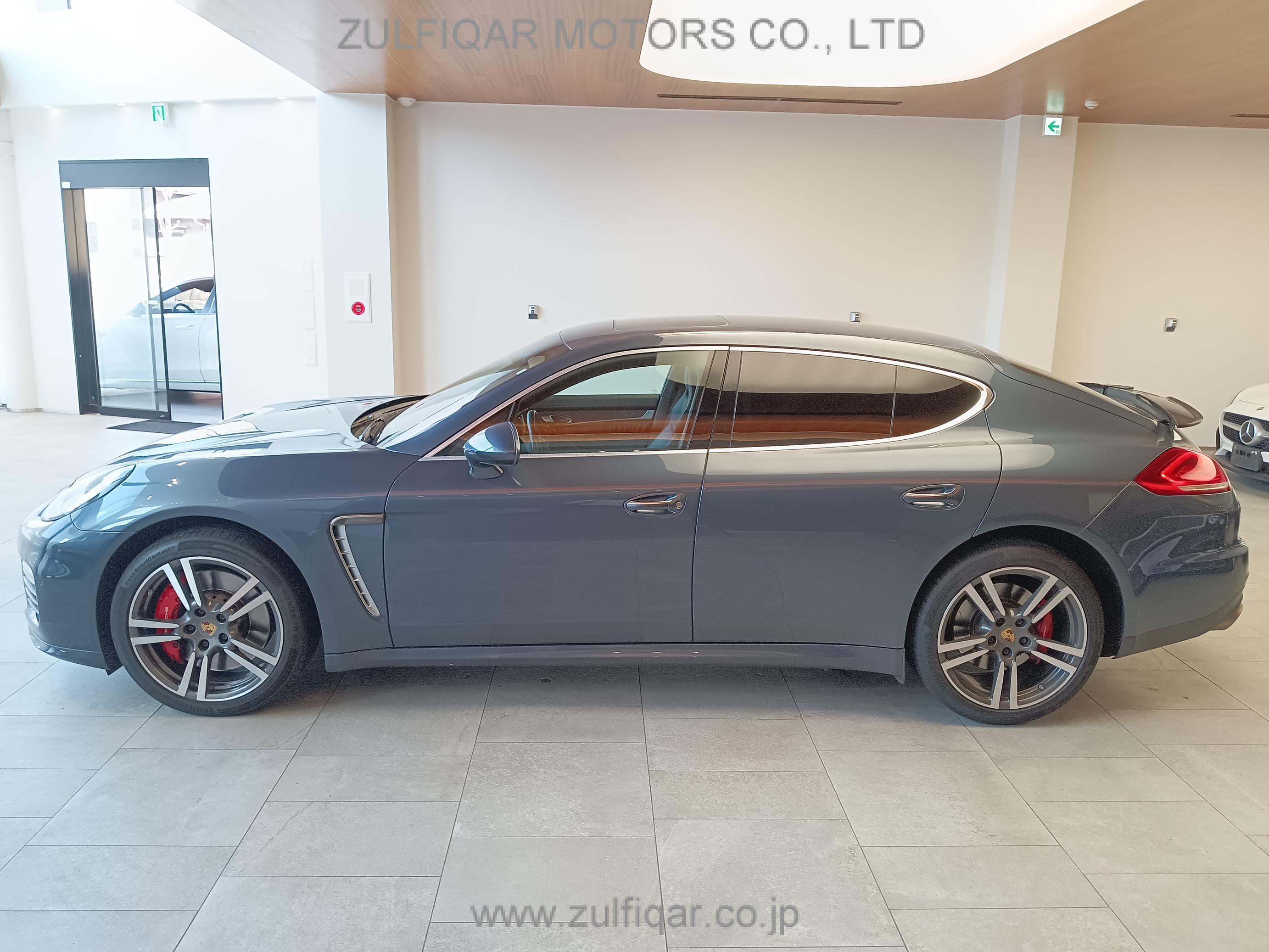 PORSCHE PANAMERA 2014 Image 23