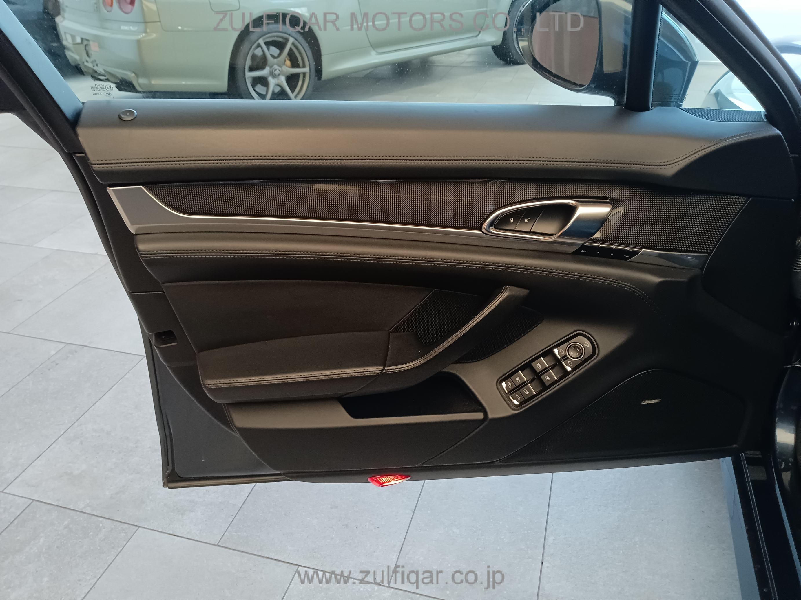 PORSCHE PANAMERA 2014 Image 45