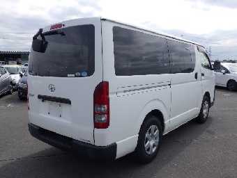 TOYOTA HIACE 2016 Image 15