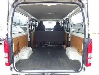 TOYOTA HIACE 2016 Image 20