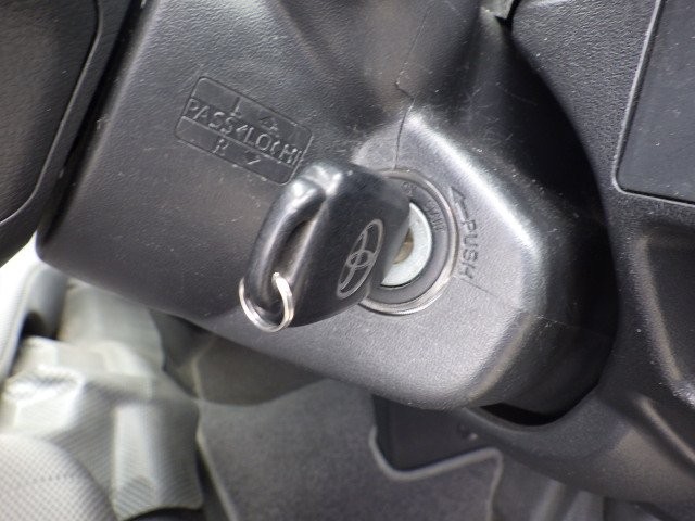 TOYOTA HIACE 2016 Image 31