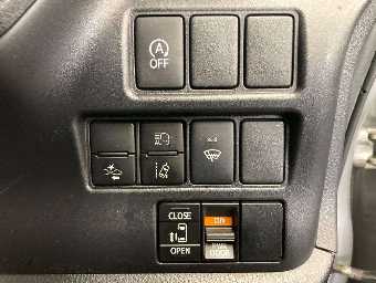TOYOTA NOAH 2019 Image 11