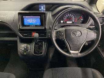 TOYOTA NOAH 2019 Image 6